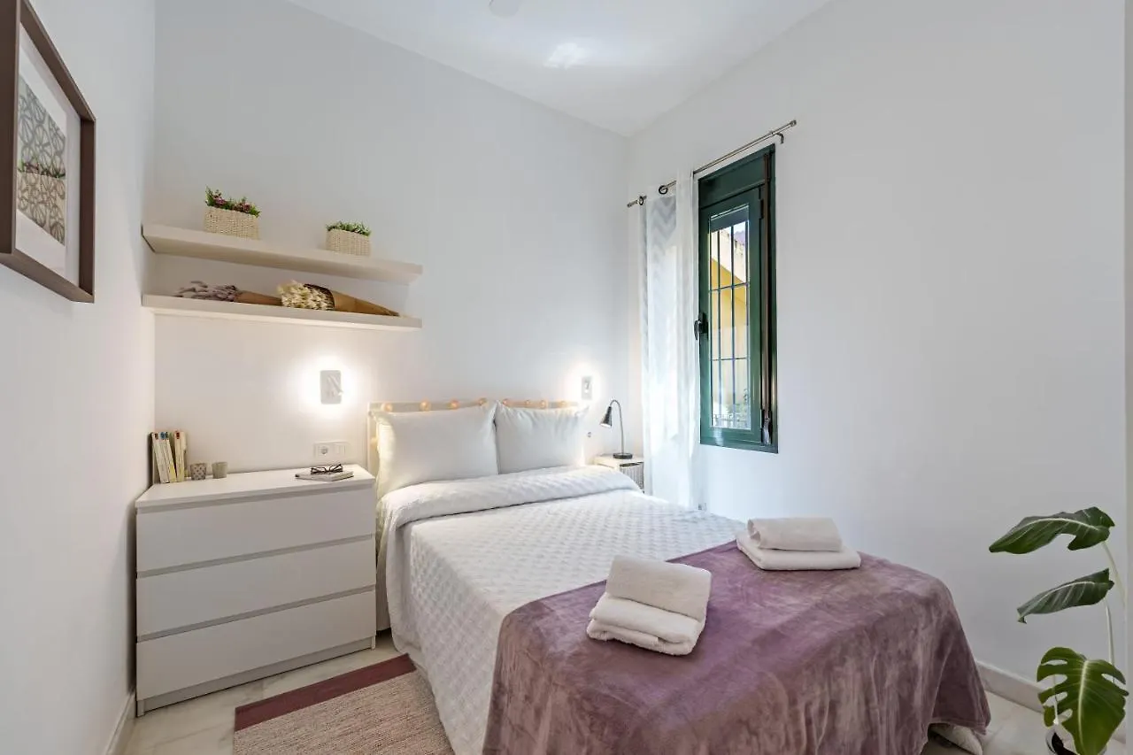 Iloftmalaga Calle Camas 0*, مالقة